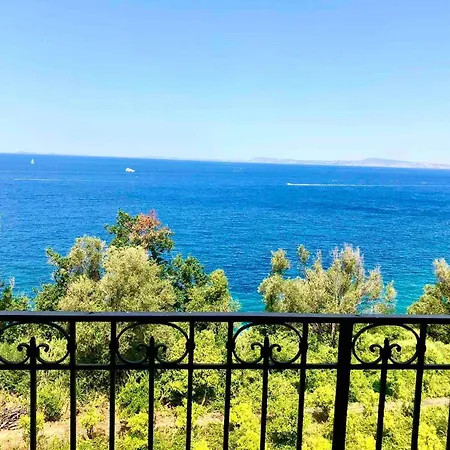 Apartmán Spacious With Sea View In Massa Lubrense